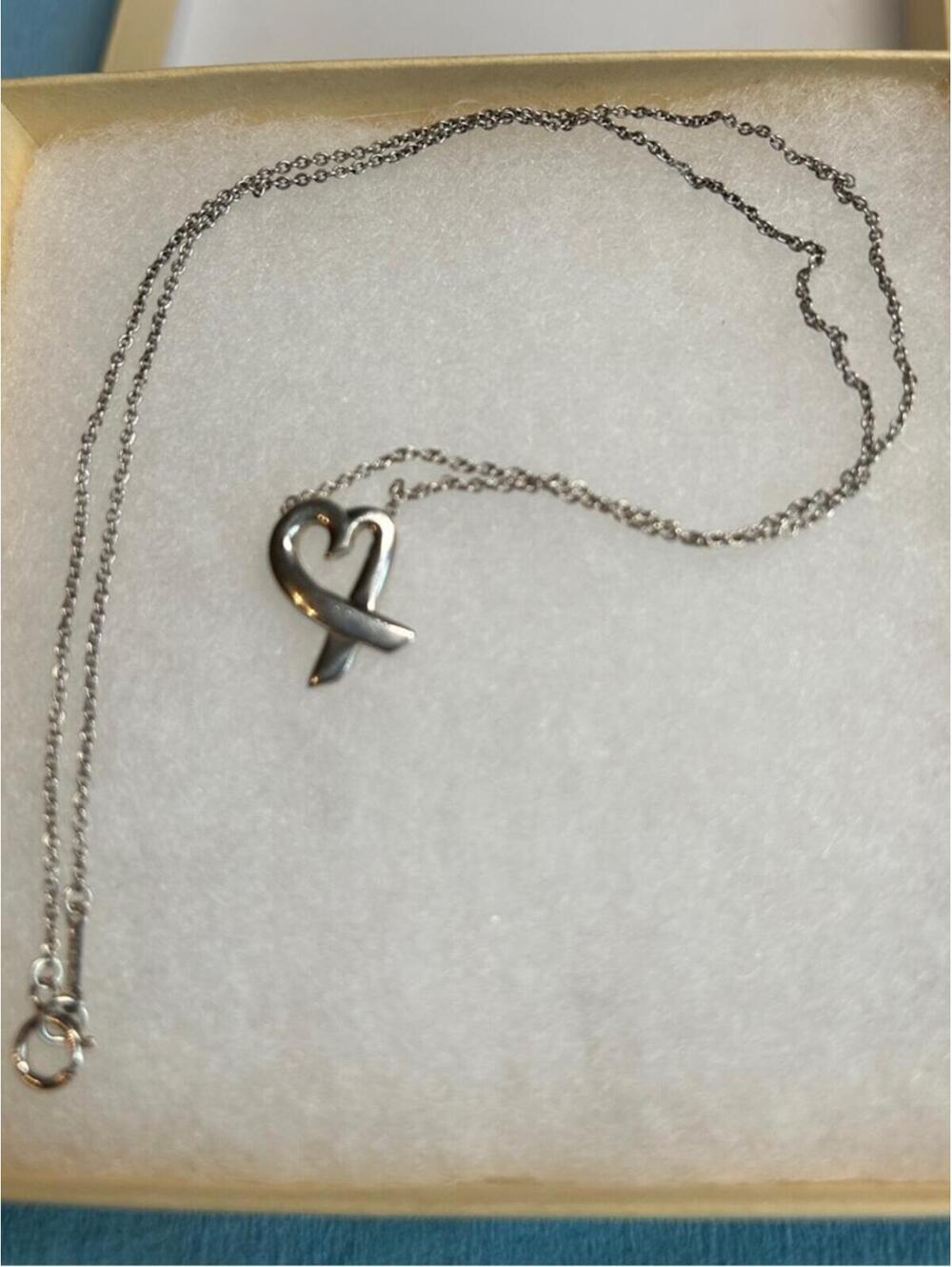 Tiffany & Co. .925 Silver Paloma Picasso Loving Heart Pendant Necklace EC